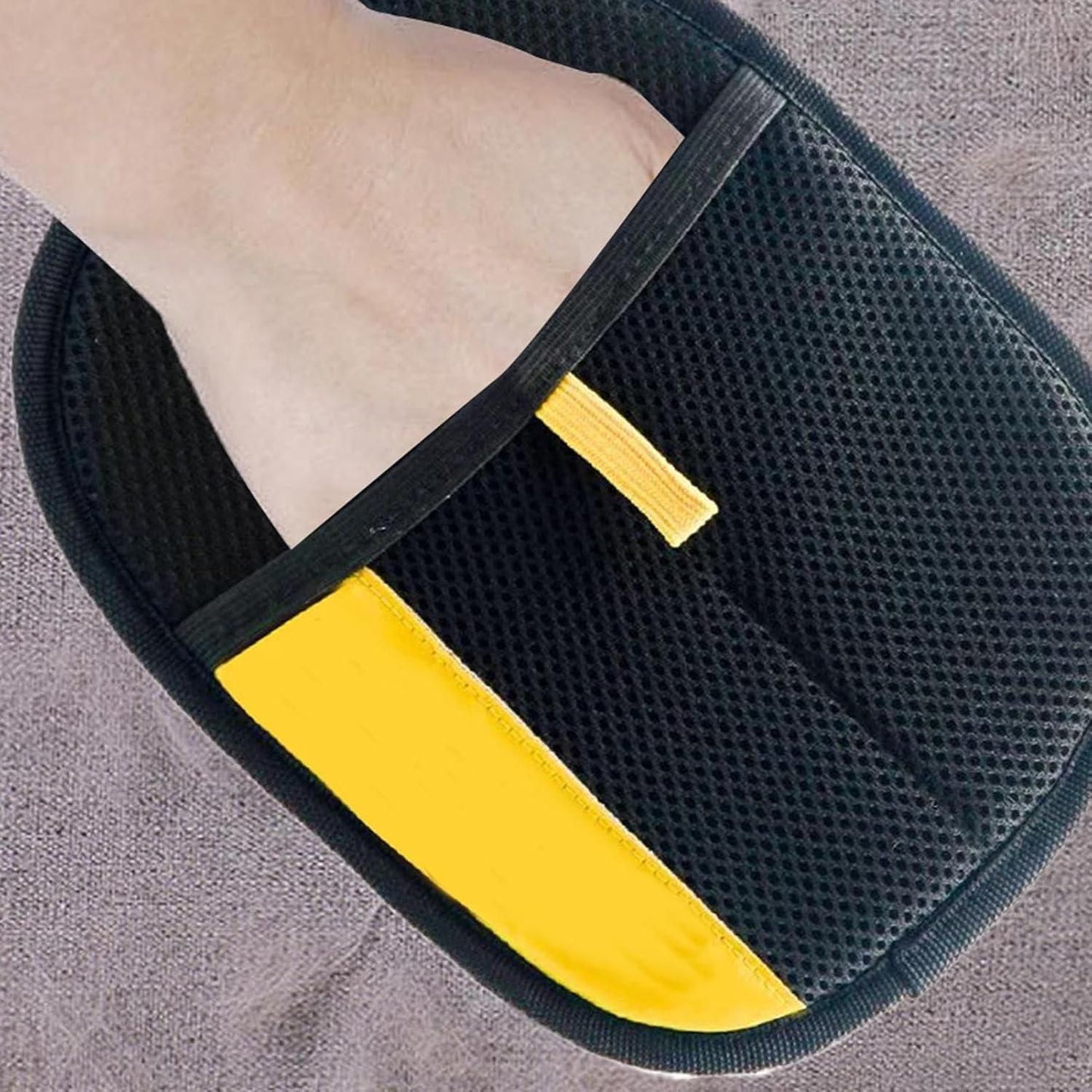 “🔥 The Glove Every Pet Owner Needs!”